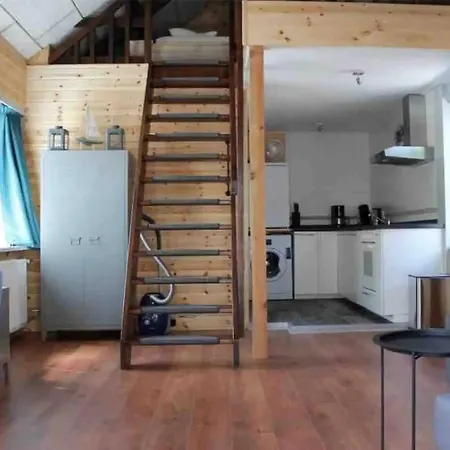 Holiday home Knus 100m Het