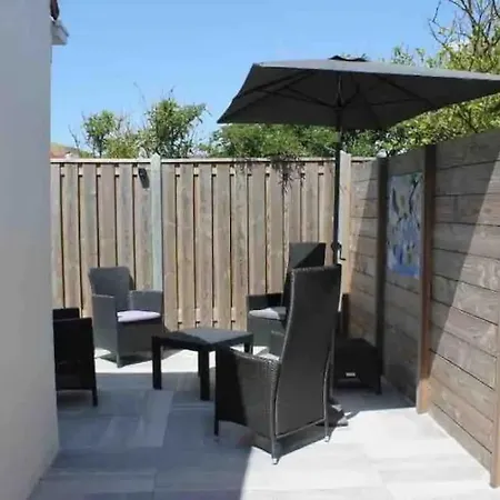 Knus 100m Het * كالانتسوج